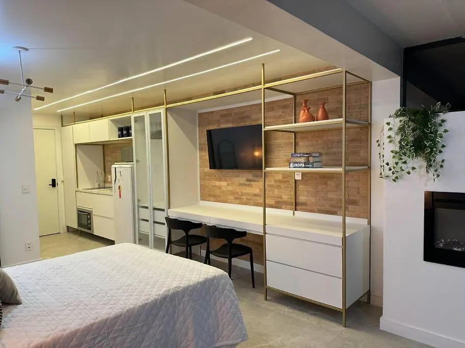 Apartamento Compacto De Luxo- 24 De Outubro Porto Alegre