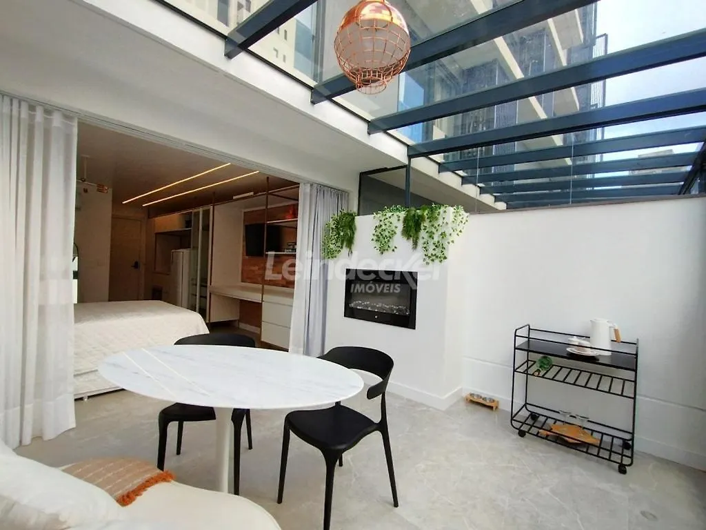Apartamento Compacto De Luxo- 24 De Outubro Porto Alegre Brasil